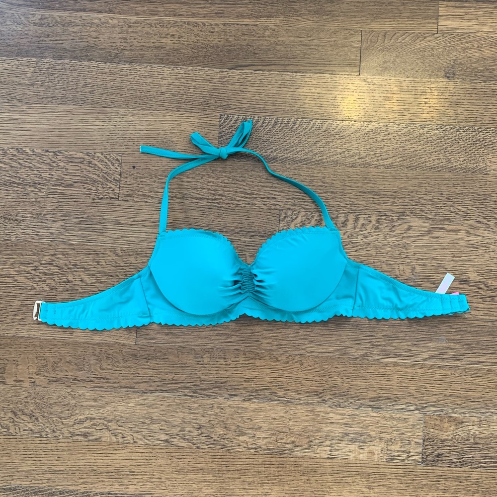 Victoria’s Secret bikini top